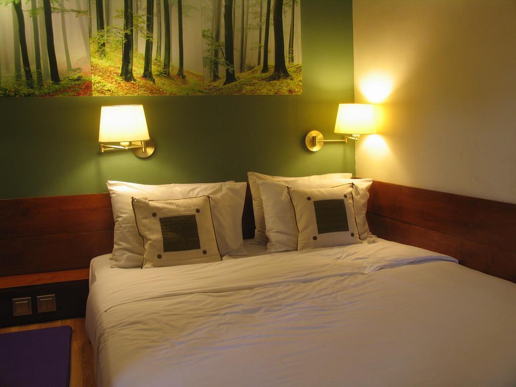 Dhanesvara Holistic Unique Homestay Wonotjolo Pokój zdjęcie