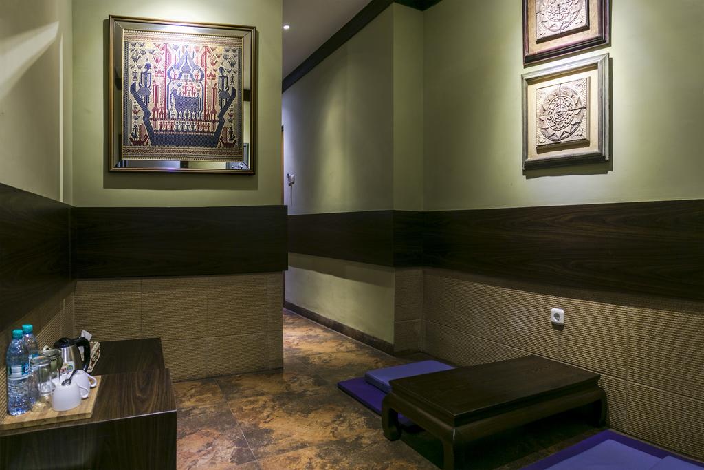 Dhanesvara Holistic Unique Homestay Wonotjolo Zewnętrze zdjęcie