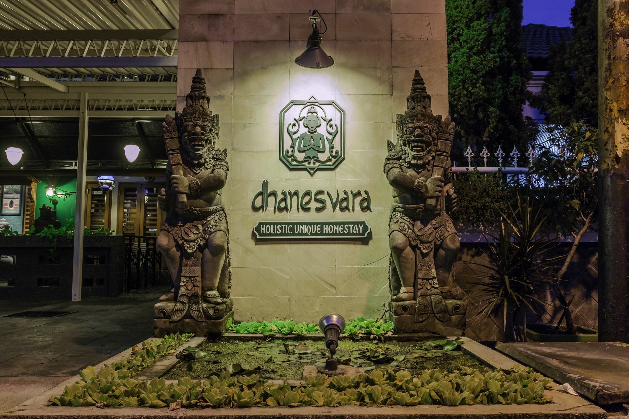Dhanesvara Holistic Unique Homestay Wonotjolo Zewnętrze zdjęcie