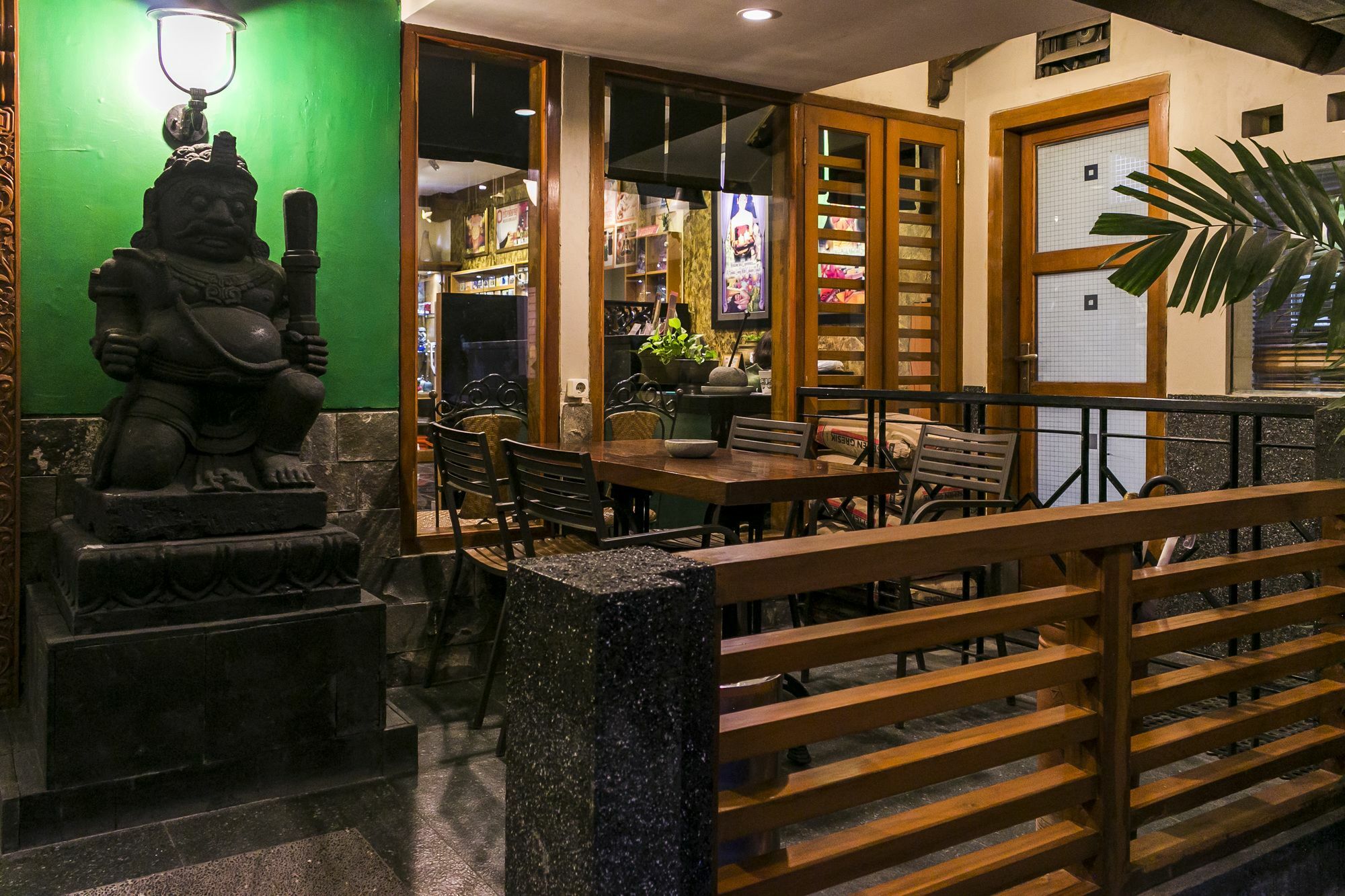 Dhanesvara Holistic Unique Homestay Wonotjolo Zewnętrze zdjęcie